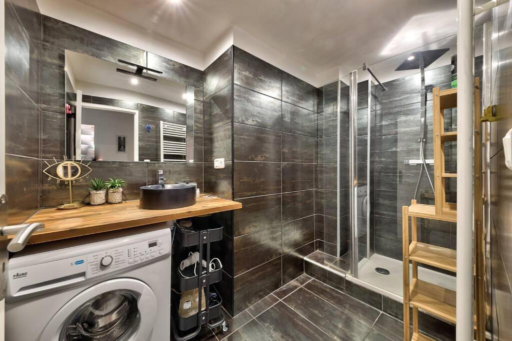 Cosy 2 Bedroom Flat 10Min To The Vieux Port Marseille Bagian luar foto